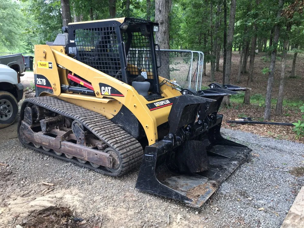 Custom lawn care service in Brandon, MS - Kustom Kutz Tree Service