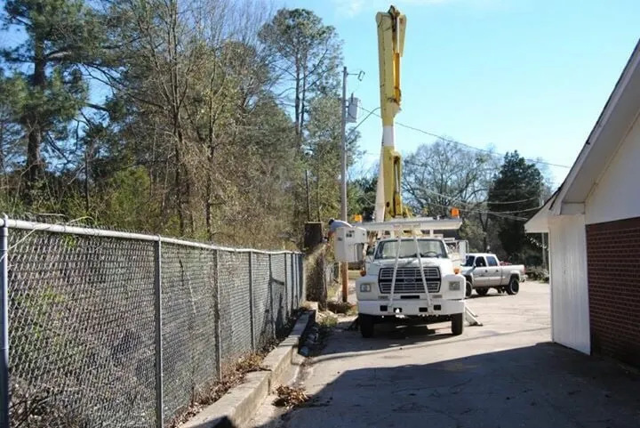 Local lawn care service for year-round maintenance across Brandon, MS - Kustom Kutz Tree Service