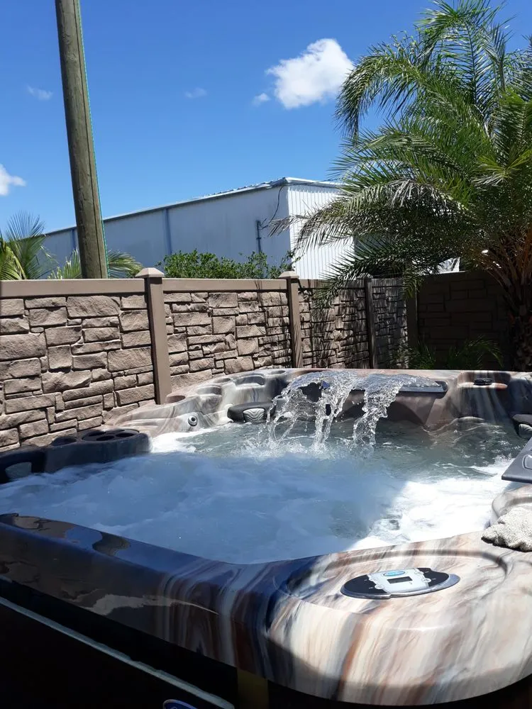 Expert residential landscaping in Port Charlotte, FL - Kustomized Kurbing