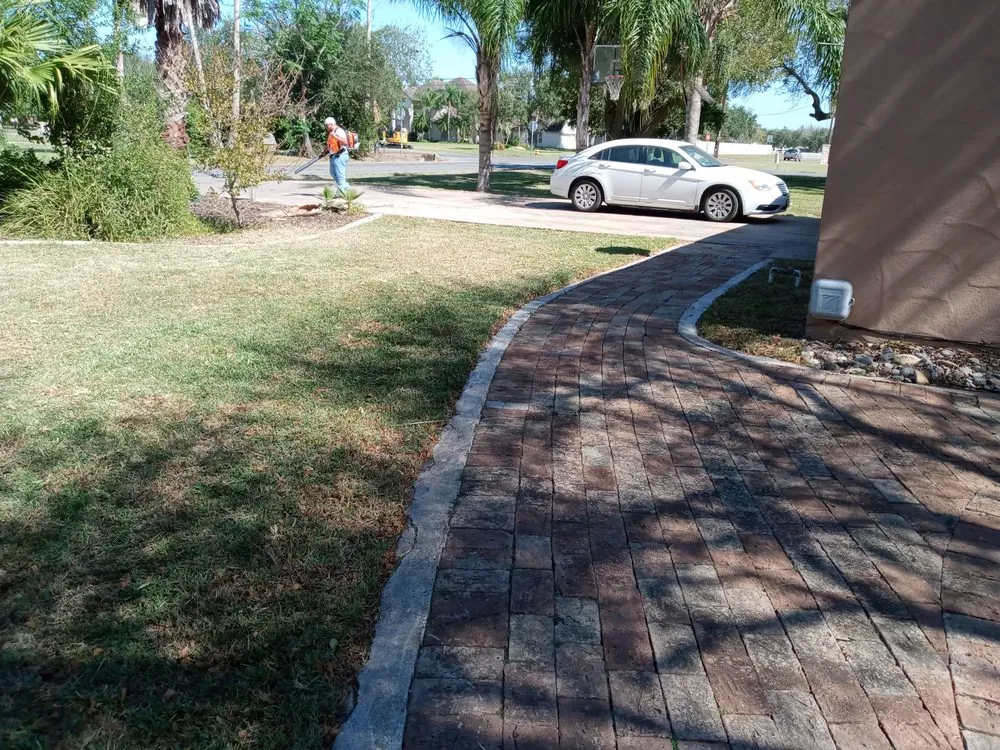 Custom lawn mowing service for year-round maintenance in Harlingen, TX by Kut and Kare Lawn Servcie