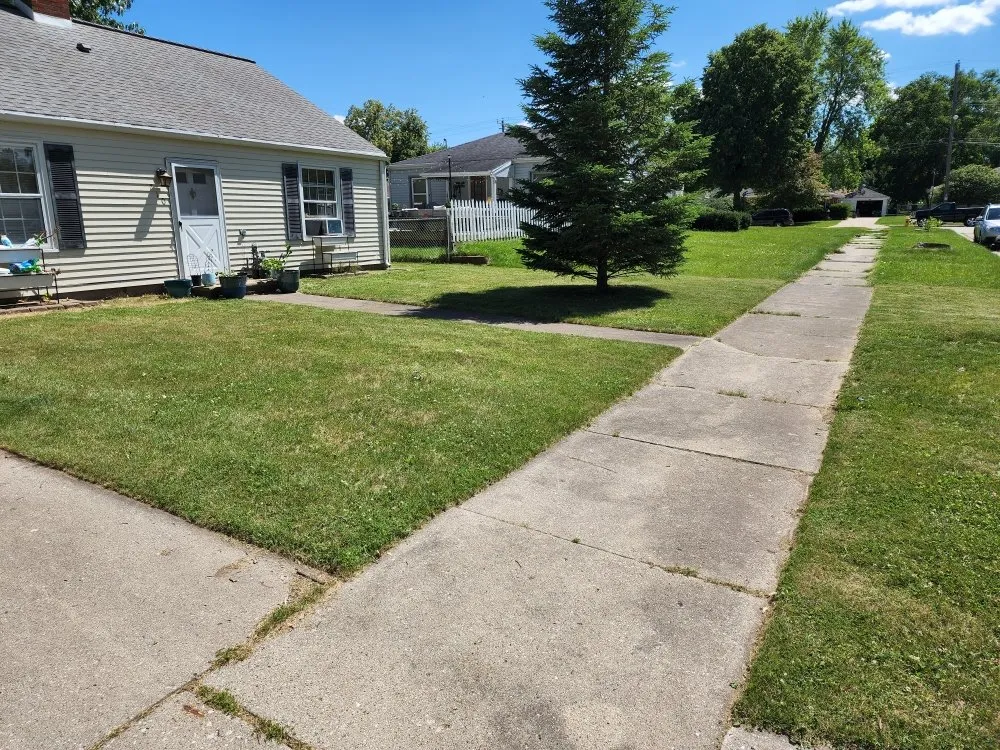 Reliable landscape design for outdoor upgrades across Green Bay, WI - Kuts & Edges