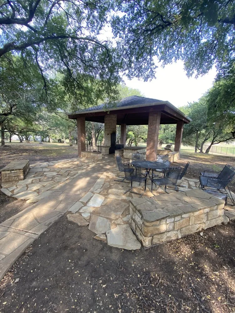 Top-rated yard cleanup service in Aledo, TX - Kutters Landscaping