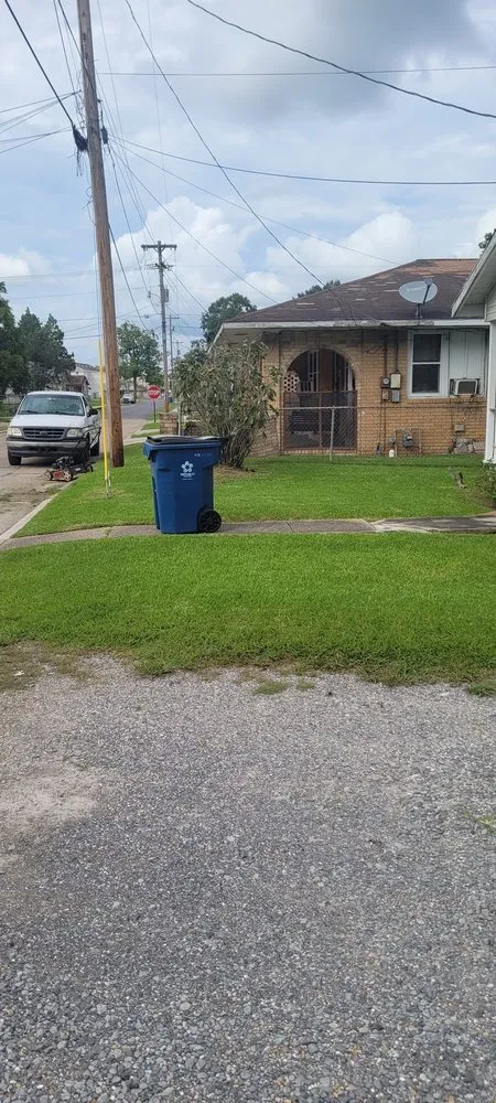 Trusted landscaping services in Saint Martinville, LA by Kutz By Q Lawn Service