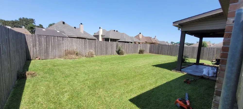 Custom outdoor landscaping experts serving Saint Martinville, LA - Kutz By Q Lawn Service