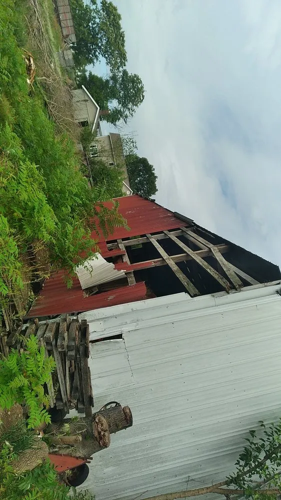 Top-rated yard cleanup service in Goshen, IN - K&W Lawn Care