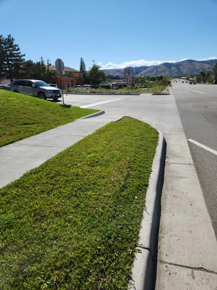 Custom garden landscaping in Arvada, CO - KW Lawn Service and Snow Removal