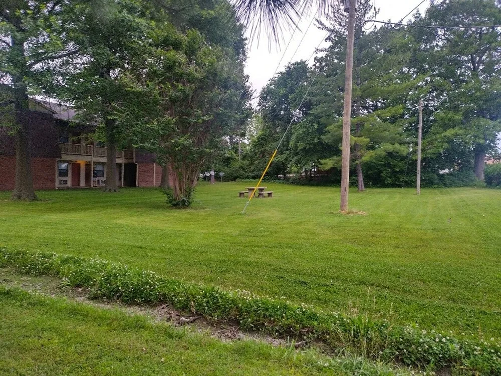 Local landscaping services with custom design in Siloam Springs, AR by Kwb Lawn Care