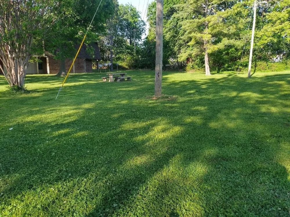 Trusted yard maintenance in Siloam Springs, AR - Kwb Lawn Care