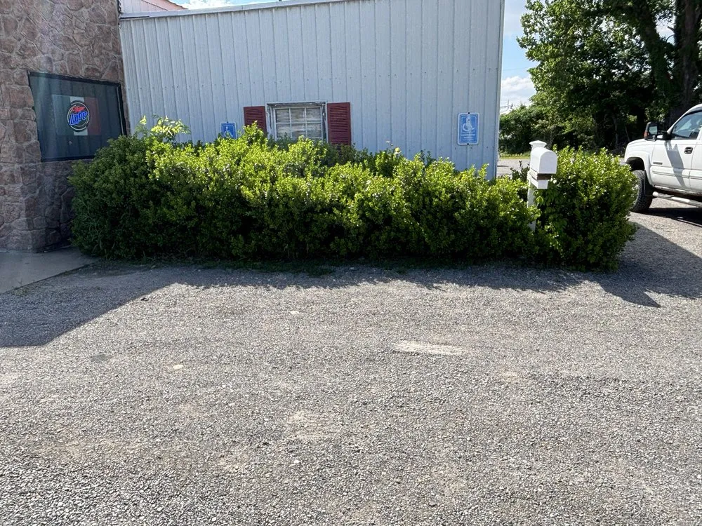 Custom yard cleanup service in Miner, MO by Kwik Kutz Lawn & Home Care