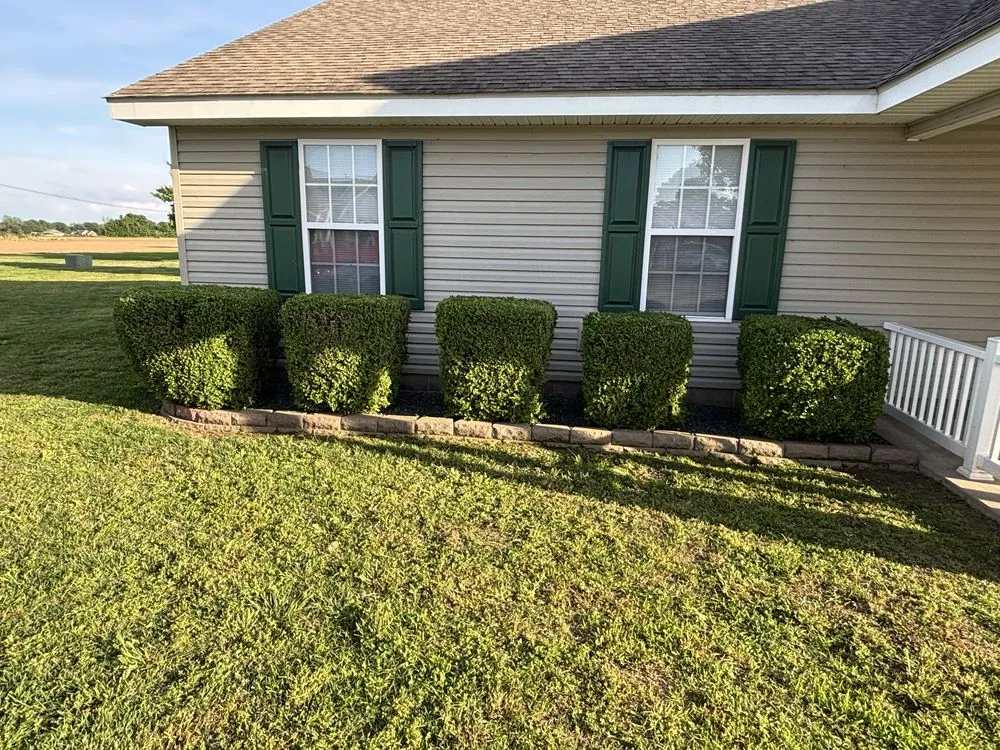 Trusted outdoor landscaping experts serving Miner, MO - Kwik Kutz Lawn & Home Care