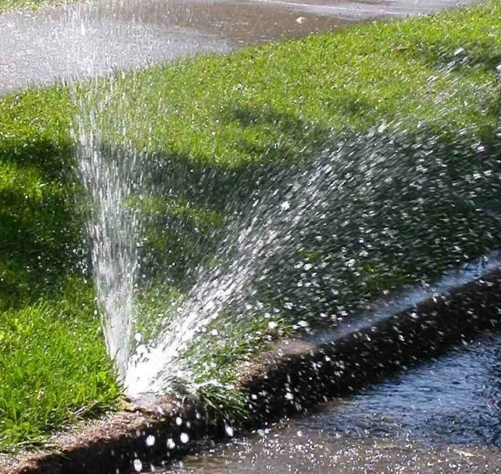 Expert yard maintenance in Mascotte, FL by KWM Lawncare