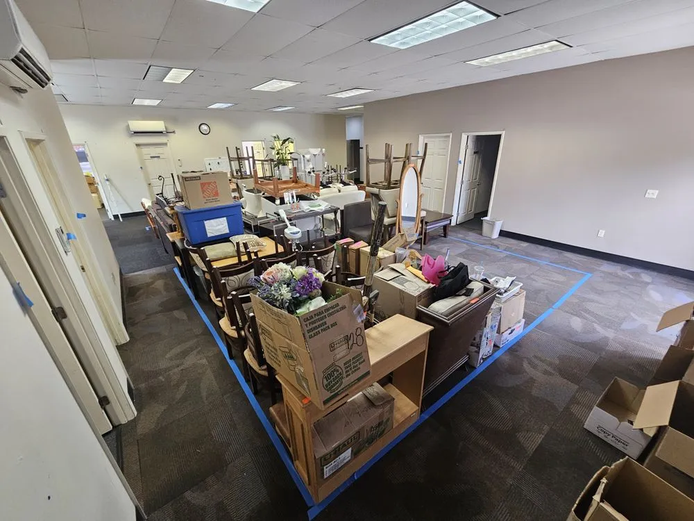 Professional outdoor landscaping for year-round maintenance across Honolulu, HI - KX Services Hawaii