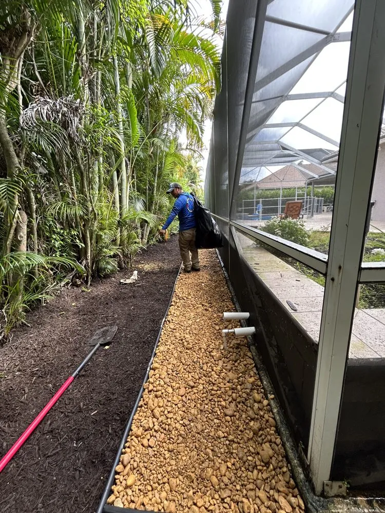 Custom lawn mowing service in Lake Worth, FL - Kyano's Lawn Mowing