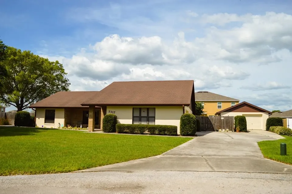 Local garden landscaping near you in Lakeland, FL by Kyle Fox's Pro Cut Lawn Service