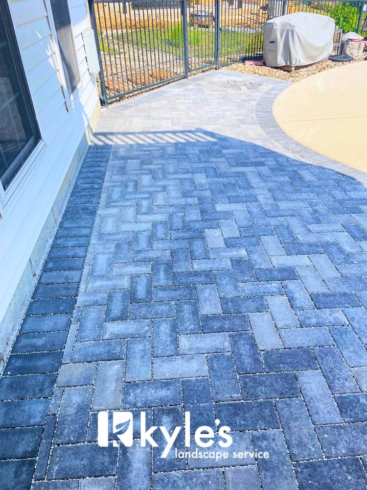 Top-rated landscaping services experts serving St. Louis, MO - Kyle's Landscape Service