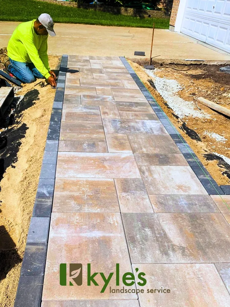 Custom yard maintenance in St. Louis, MO - Kyle's Landscape Service