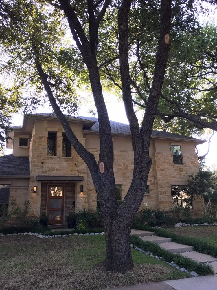 Local landscaping services in Dallas, TX - Kyle's Lawn Service