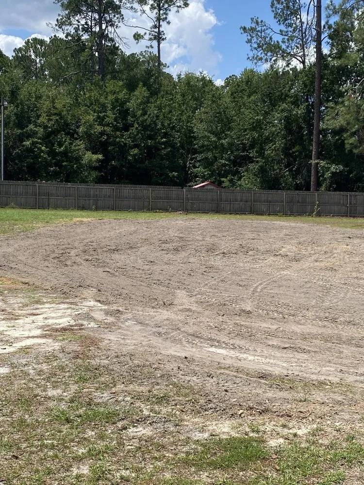 Custom yard maintenance in Tifton, GA - Kyle's Tractor Service
