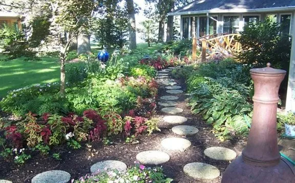 Reliable yard maintenance in Coal Valley, IL - Kymbyl Komplete Kare