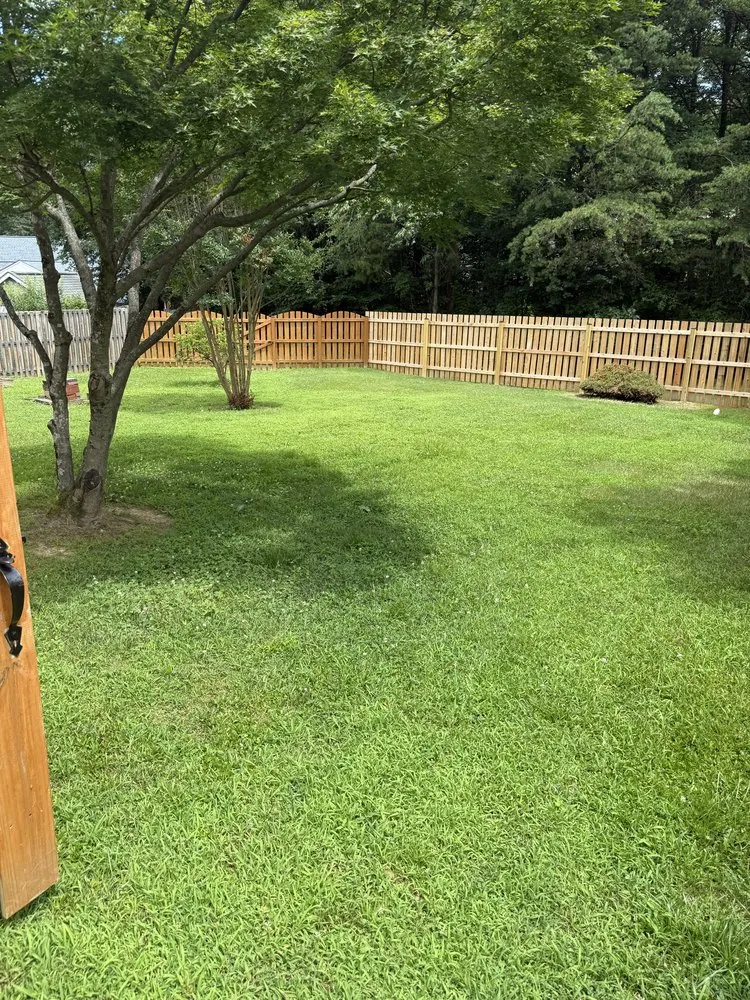 Professional lawn mowing service in Fredericksburg, VA - Ky’s Lawn Care Services