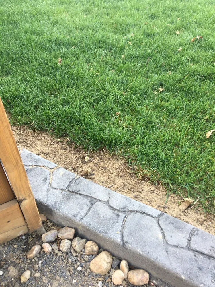 Custom landscaping services for homes in Aurora, CO by L & B's Concrete