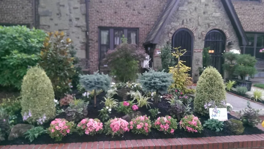 Expert garden landscaping experts serving Queens, NY - L & G Design Corp