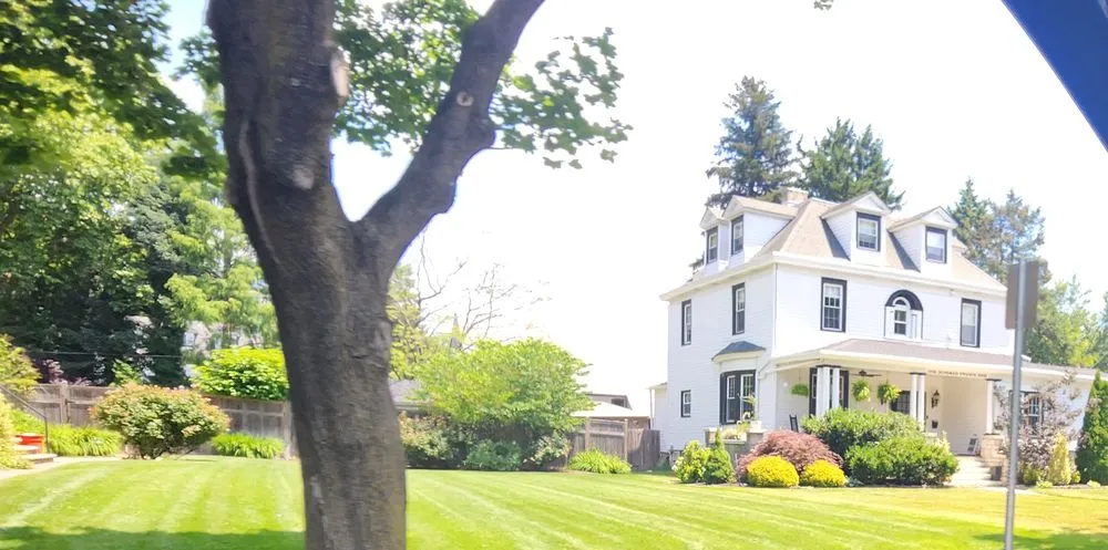 Professional lawn care service for homes in Richmond, KY by L & H Scaping