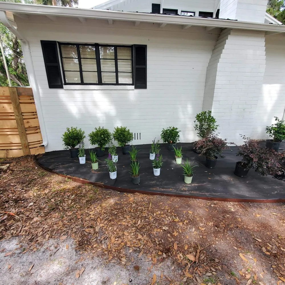Local garden landscaping for homes across Orlando, FL - L & J Landscape Design and Maintenance