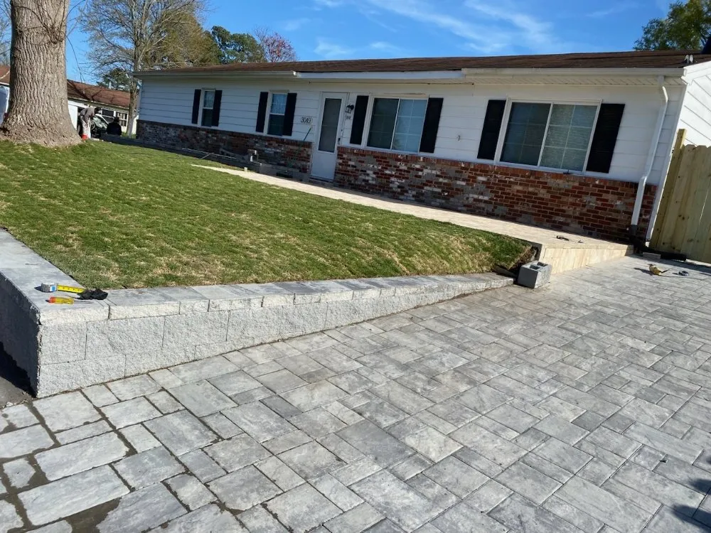 Top-rated lawn mowing service in Virginia Beach, VA by L & J's Designs