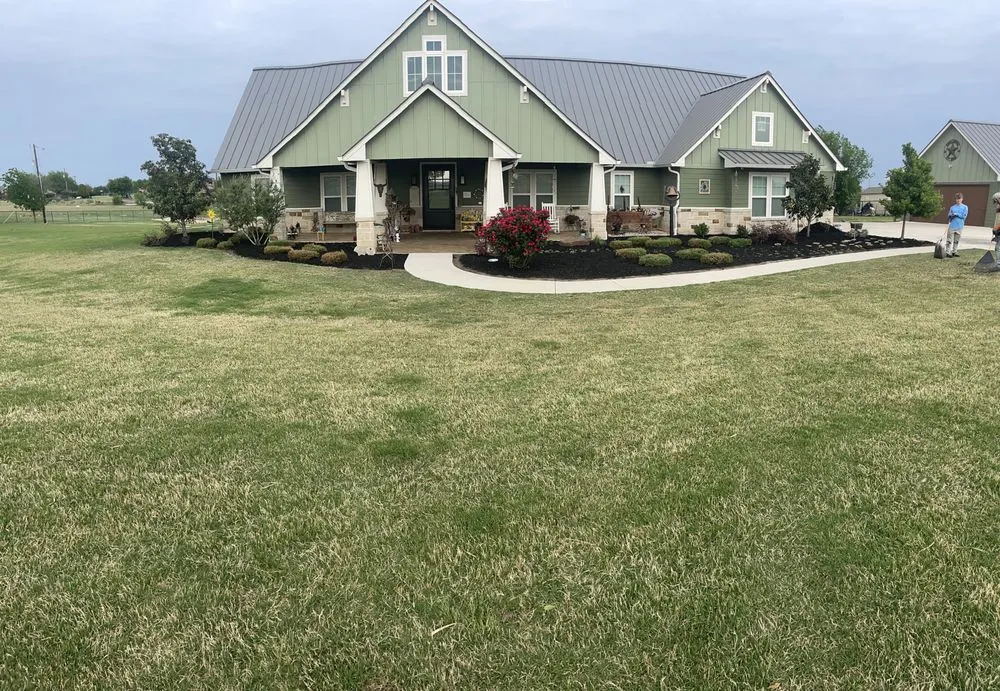 Affordable landscaping services in Keller, TX - L & J's Exotic scapes