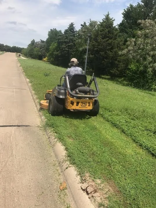 Top-rated outdoor landscaping in Red Oak, TX by L & L Landscaping Services