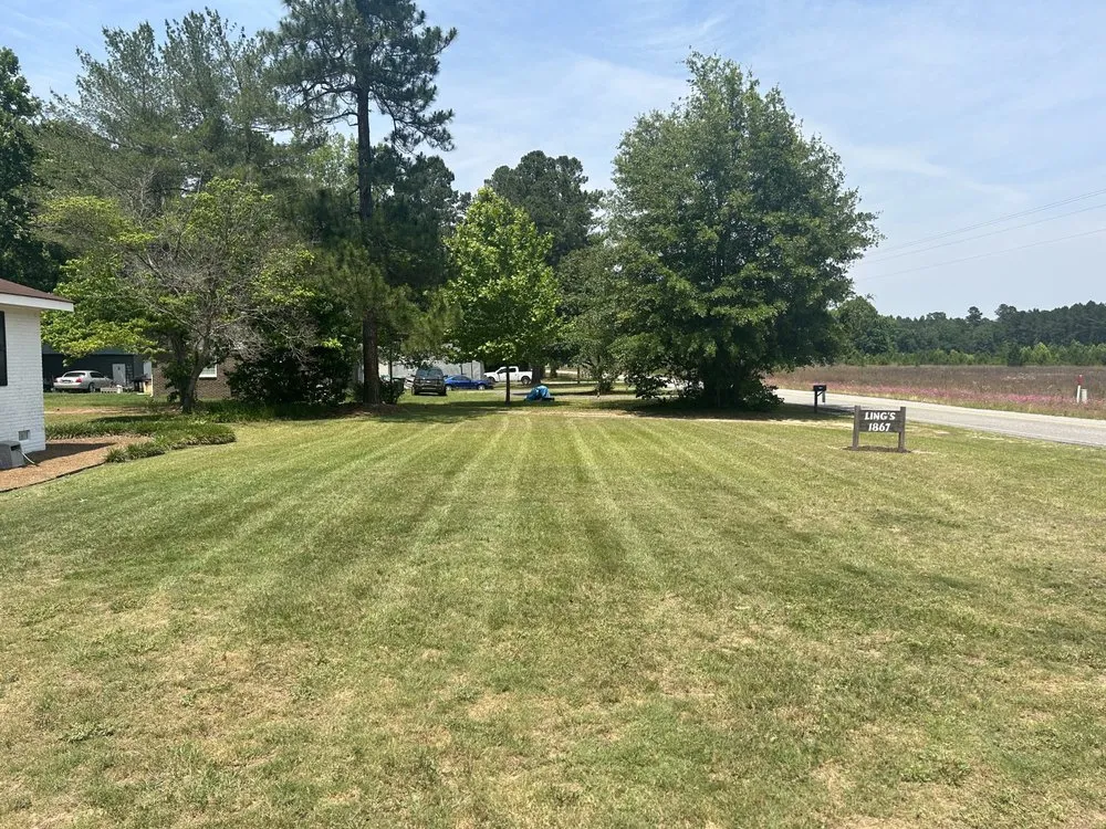 Local lawn mowing service with custom design in Myrtle Beach, SC by L & L Lawns
