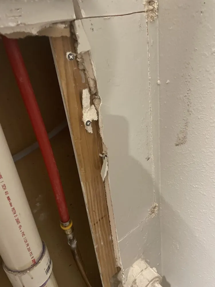 Professional landscape design with custom design in San Antonio, TX by L & M Contracting