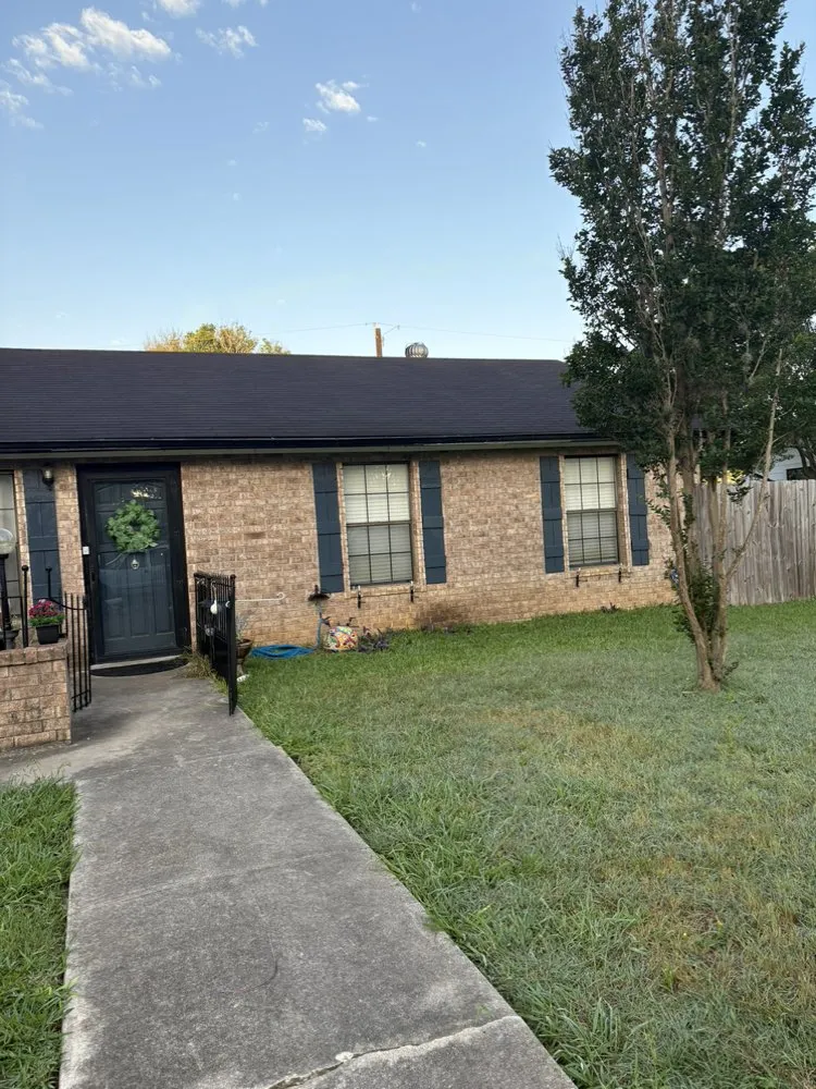 Expert outdoor landscaping experts serving San Antonio, TX - L & M Contracting