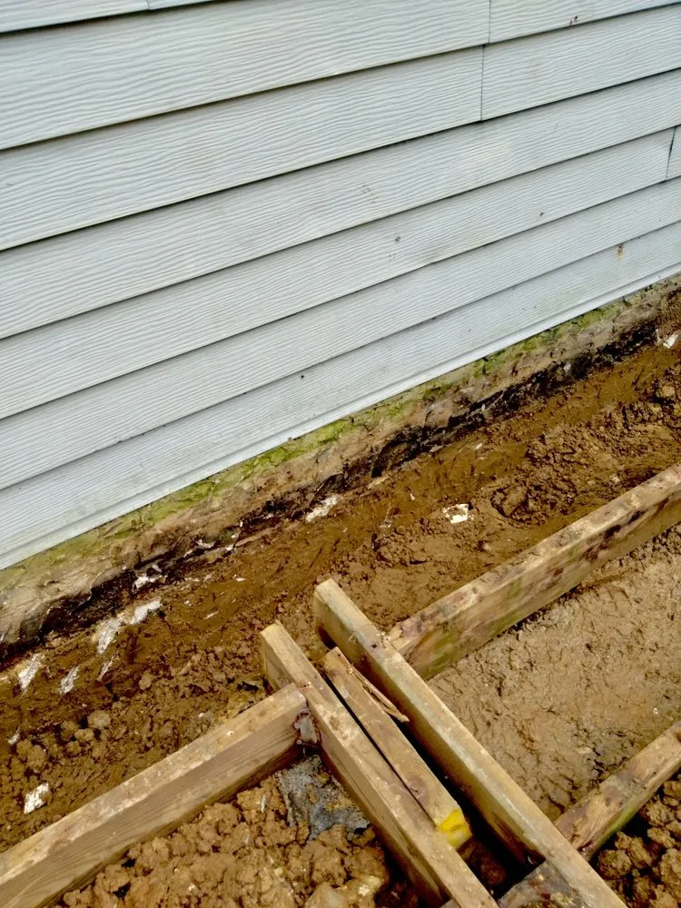 Top-rated yard cleanup service in Coatesville, PA - L & M Contractors