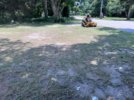 L & M Lawn Care Logo