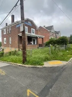 Local landscaping services in Pittsburgh, PA by L & N Landscaping