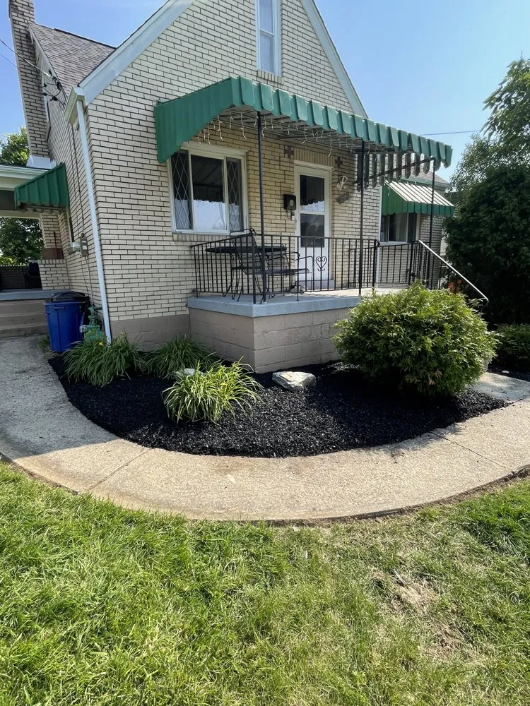 Reliable residential landscaping in Pittsburgh, PA by L & N Landscaping
