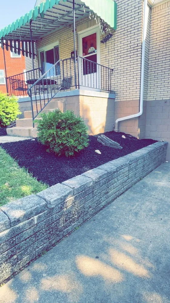 Expert garden landscaping near you in Pittsburgh, PA by L & N Landscaping