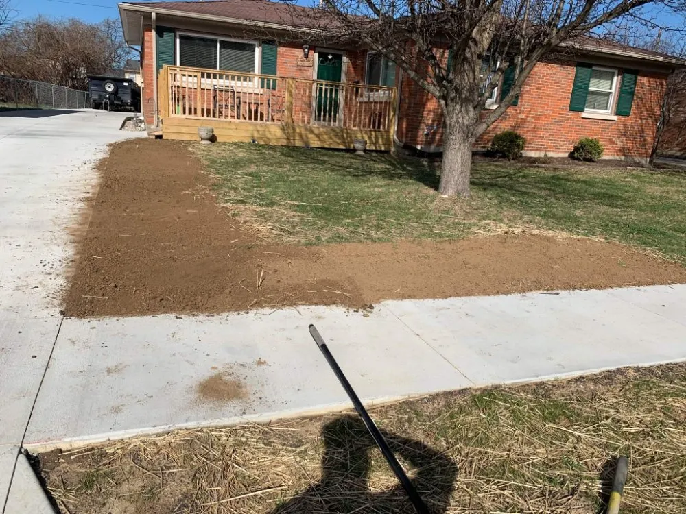 Affordable lawn mowing service experts serving Lexington, KY - L & P Landscaping