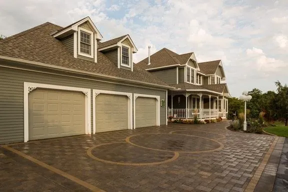 Expert yard maintenance in Minnetonka, MN - L & R Suburban Landscaping