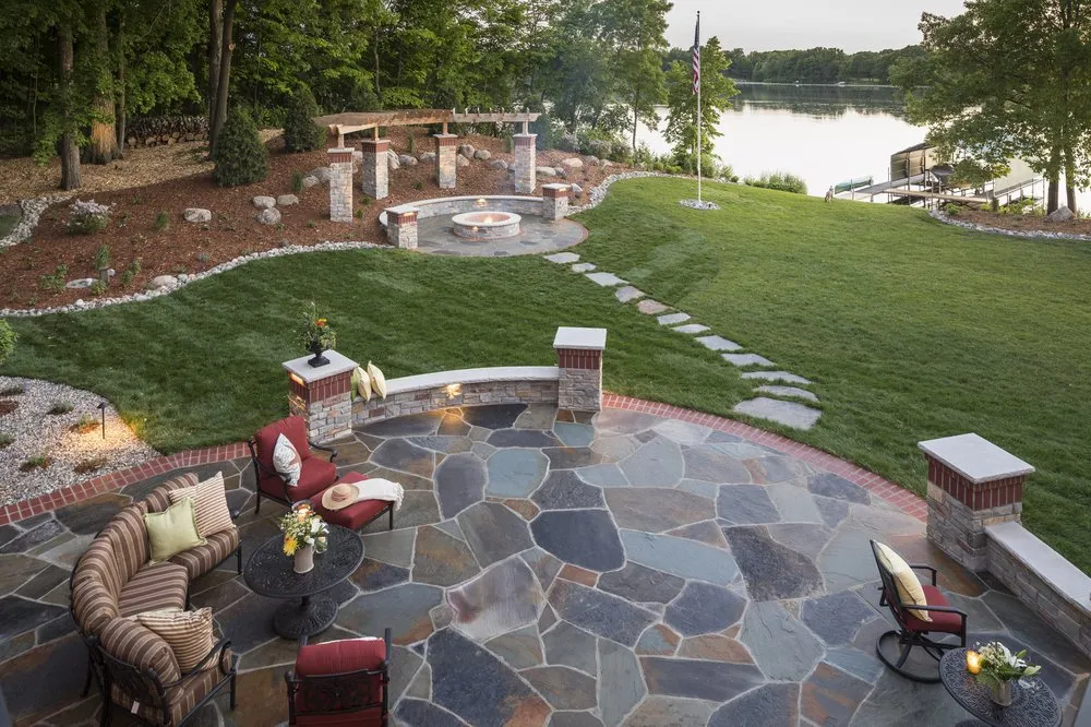 Affordable lawn mowing service experts serving Minnetonka, MN - L & R Suburban Landscaping