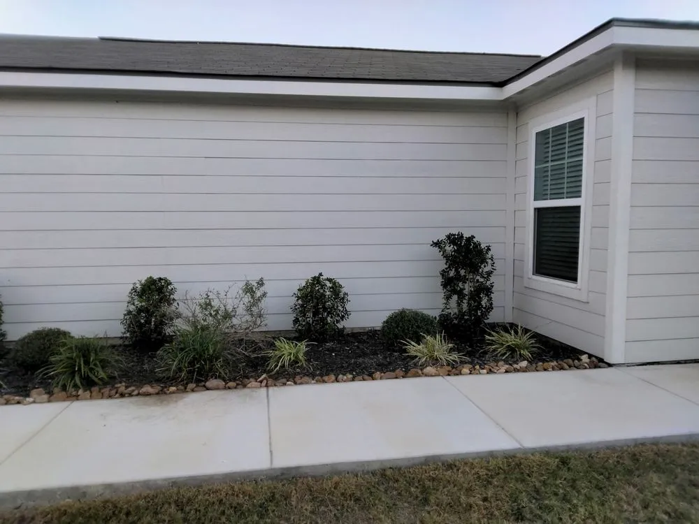 Local yard cleanup service experts serving Austin, TX - L & S Landscaping and More