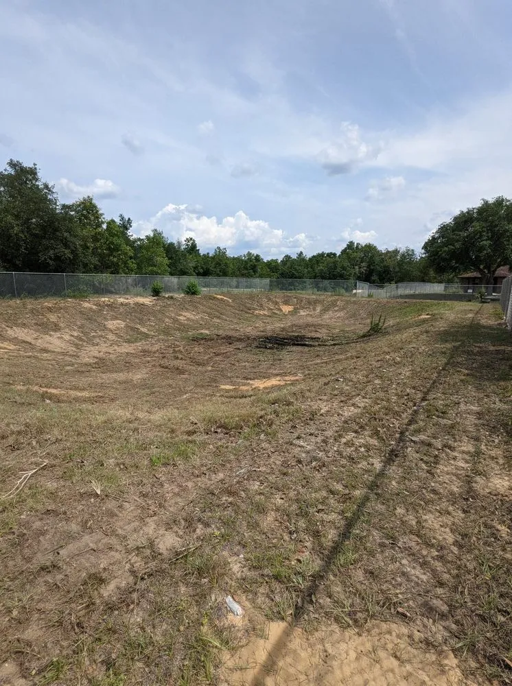 Professional yard maintenance experts serving Interlachen, FL - L A Disaster Relief