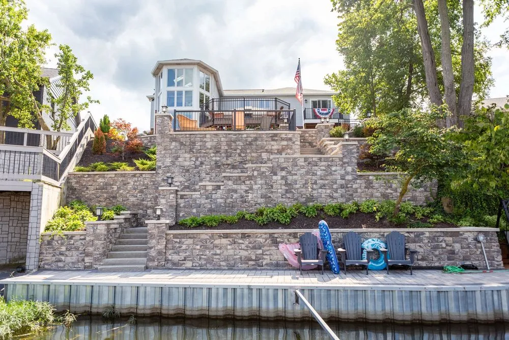 Custom lawn care service experts serving Noblesville, IN - L A Landscapes