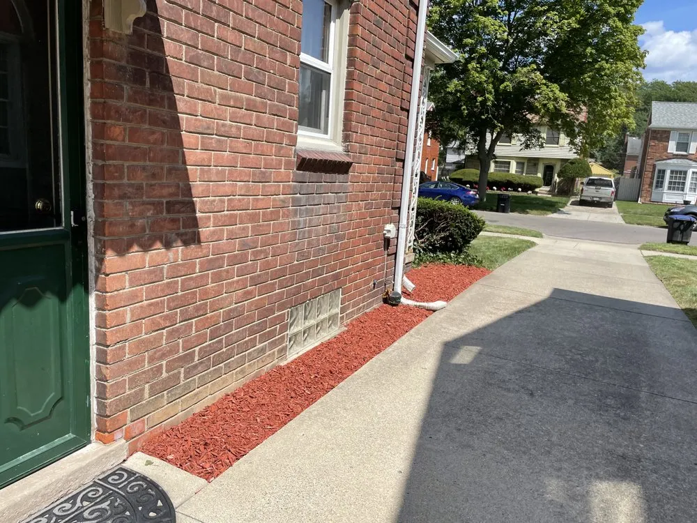 Affordable yard maintenance in Detroit, MI - L A Patios & Landscaping