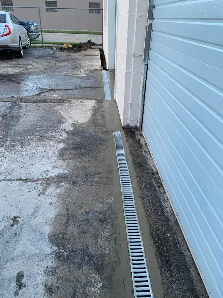 Expert residential landscaping with custom design in Detroit, MI by L A Patios & Landscaping