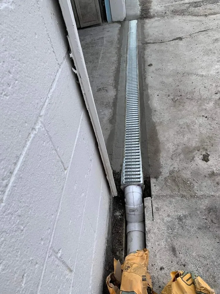 Affordable garden landscaping in Detroit, MI by L A Patios & Landscaping