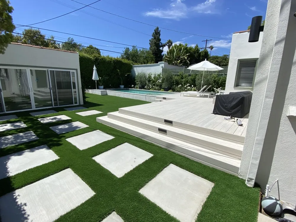 Reliable yard maintenance in Los Angeles, CA by L A Plants