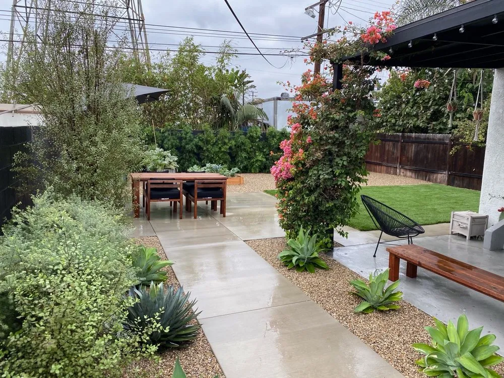 Top-rated lawn care service experts serving Los Angeles, CA - L A Plants